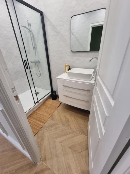 Location Appartement Beauvais Exteriör bild
